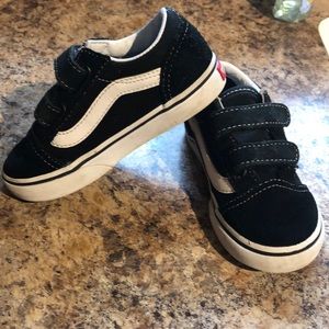 Children size 8 vans